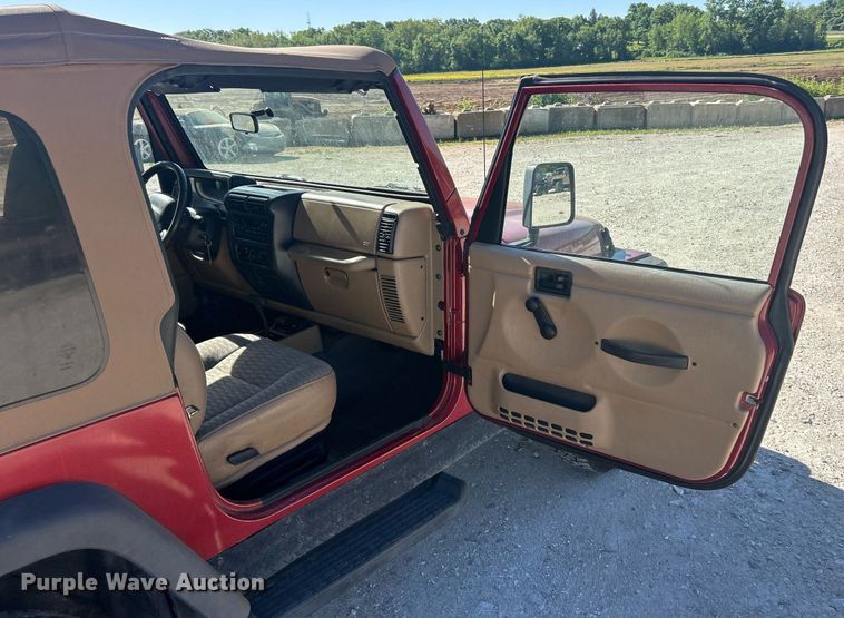 image for item EK8092 1999 Jeep Wrangler Sport SUV