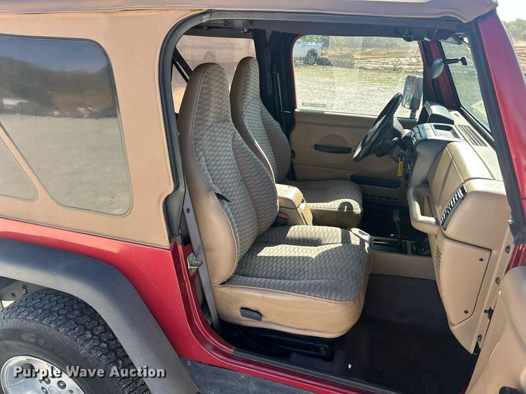 image for item EK8092 1999 Jeep Wrangler Sport SUV