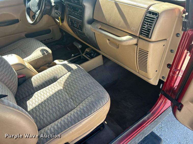 image for item EK8092 1999 Jeep Wrangler Sport SUV