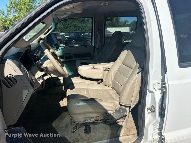 image for item EK8093 2008 Ford F250 Super Duty Lariat Crew Cab pickup truck