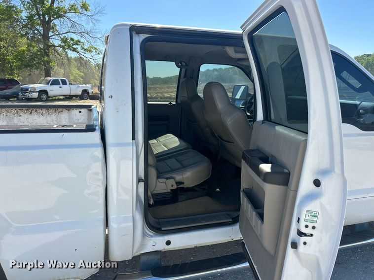 image for item EK8093 2008 Ford F250 Super Duty Lariat Crew Cab pickup truck