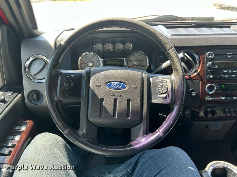 image for item EK8094 2009 Ford F250 Super Duty Lariat Crew Cab pickup truck