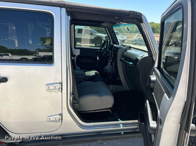 image for item EK8095 2008 Jeep Rubicon SUV