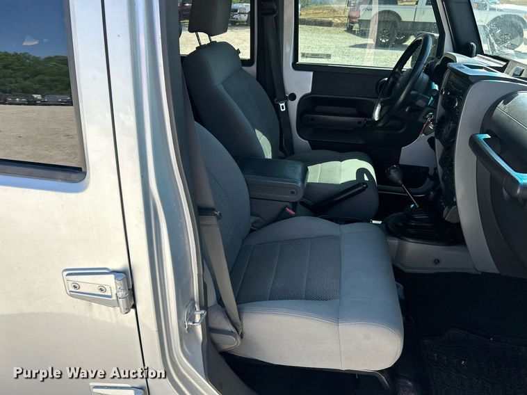 image for item EK8095 2008 Jeep Rubicon SUV