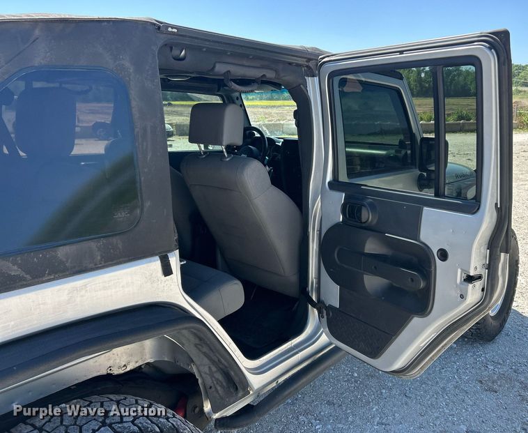 image for item EK8095 2008 Jeep Rubicon SUV