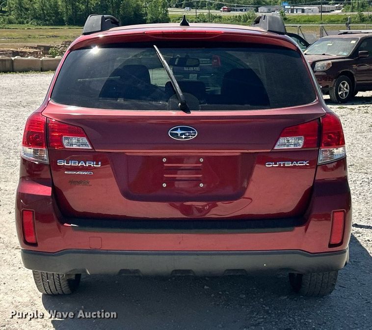 image for item EK8096 2014 Subaru Outback SUV