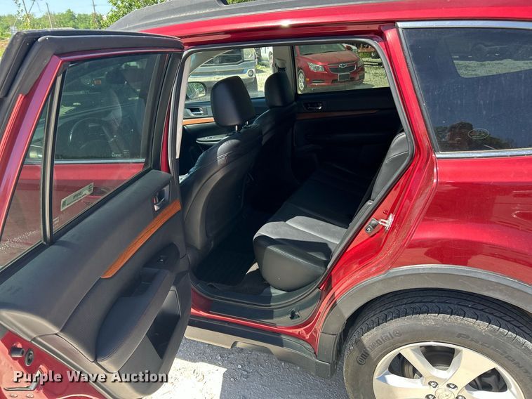 image for item EK8096 2014 Subaru Outback SUV