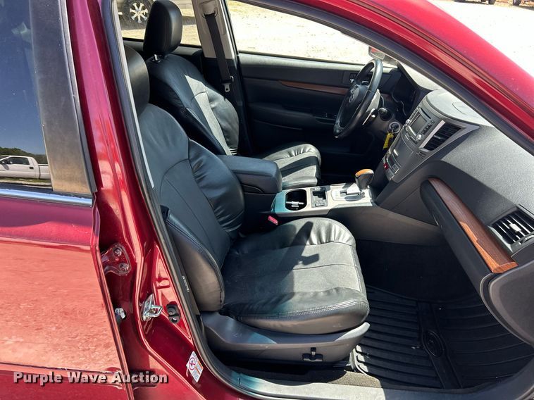 image for item EK8096 2014 Subaru Outback SUV