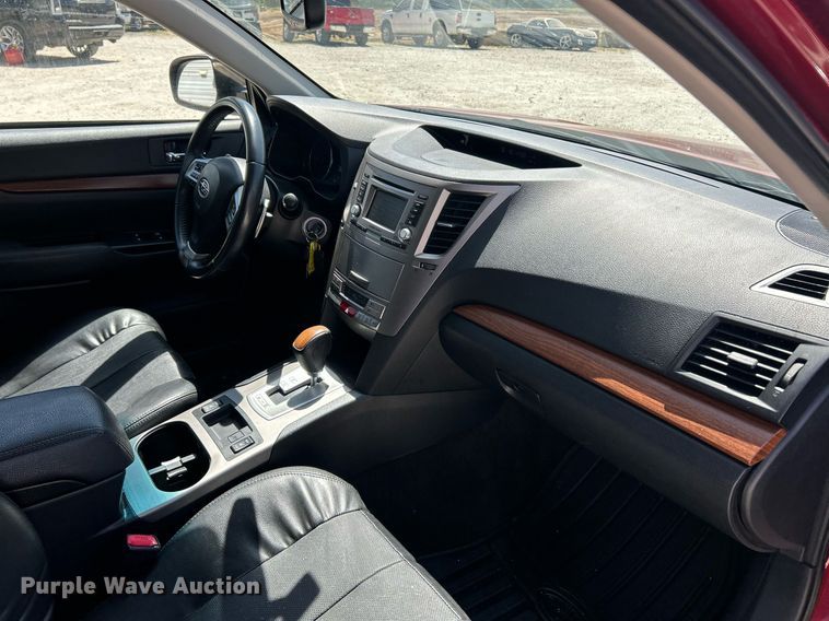 image for item EK8096 2014 Subaru Outback SUV