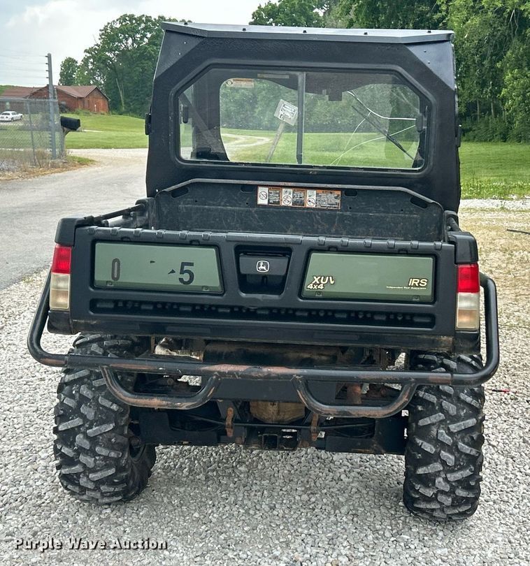 image for item EK8097 John Deere Gator 825i utility vehicle