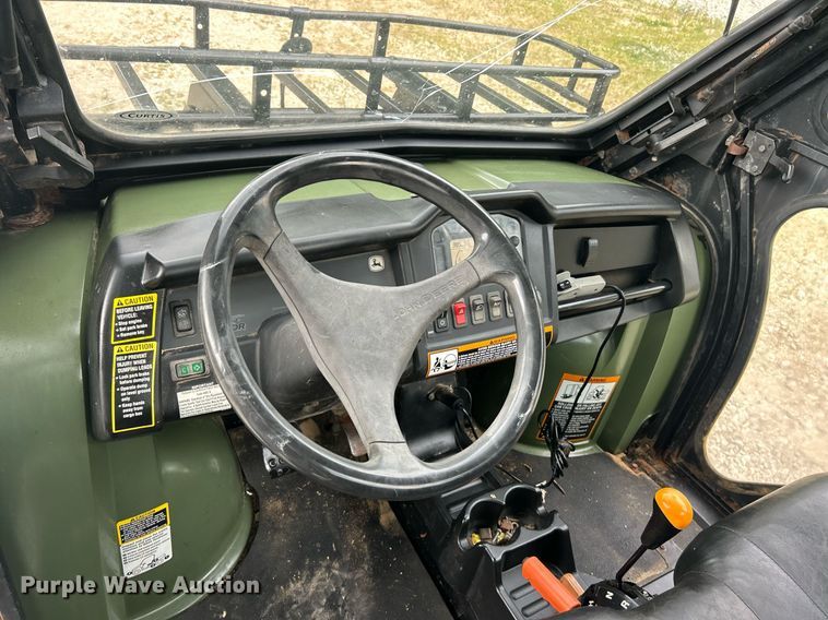 image for item EK8097 John Deere Gator 825i utility vehicle