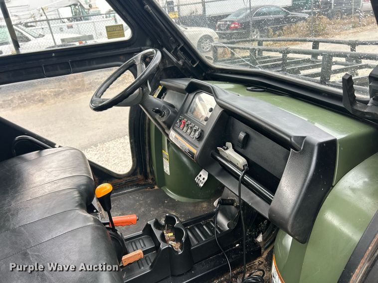 image for item EK8097 John Deere Gator 825i utility vehicle