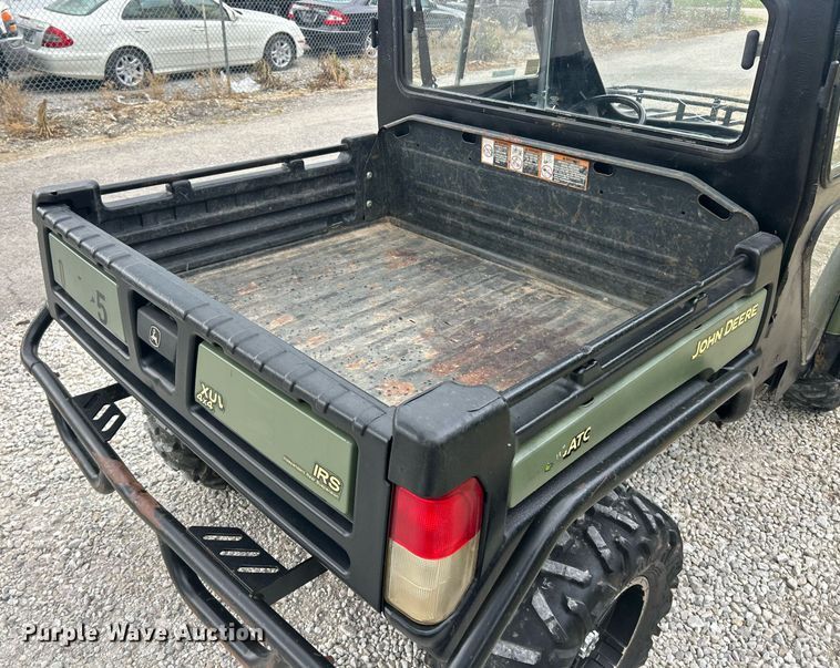 image for item EK8097 John Deere Gator 825i utility vehicle