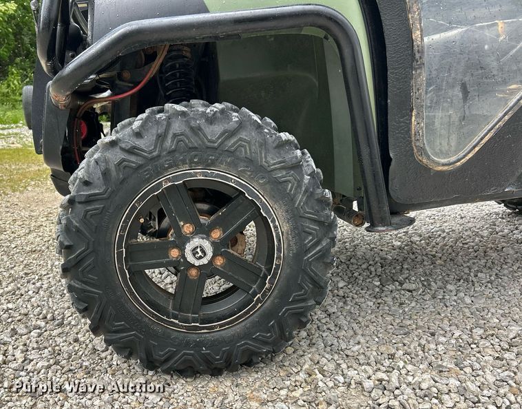 image for item EK8097 John Deere Gator 825i utility vehicle