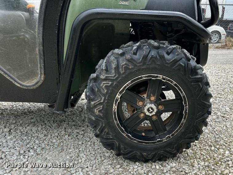 image for item EK8097 John Deere Gator 825i utility vehicle