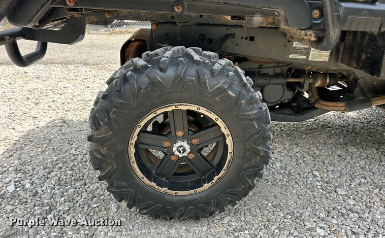 image for item EK8097 John Deere Gator 825i utility vehicle