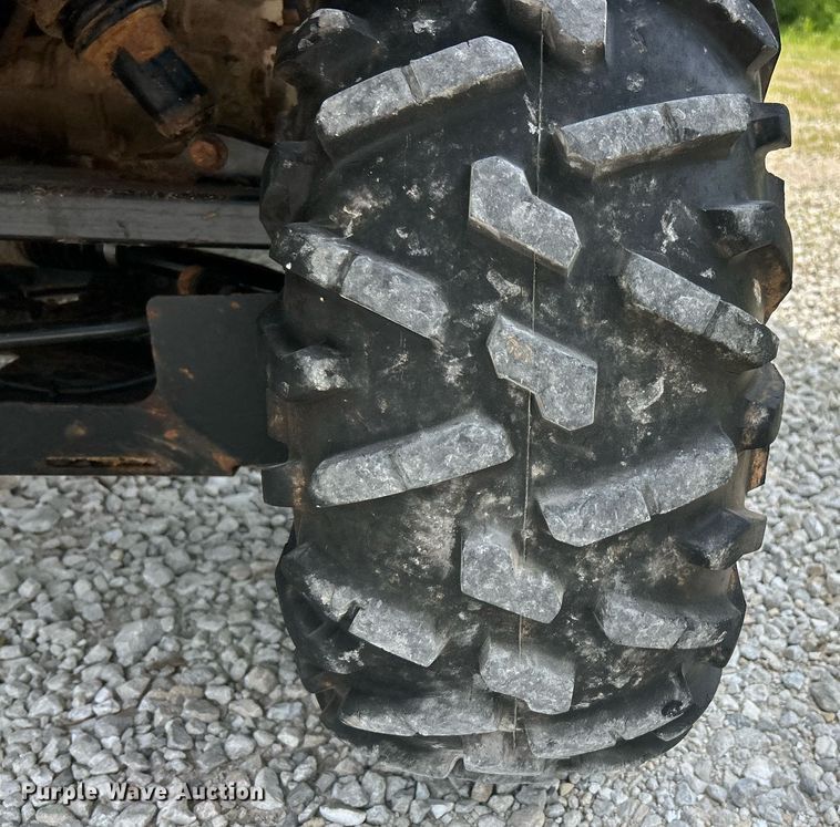 image for item EK8097 John Deere Gator 825i utility vehicle