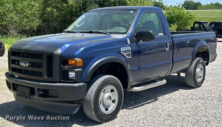 image for item EK8098 2008 Ford F250 Super Duty XL pickup truck