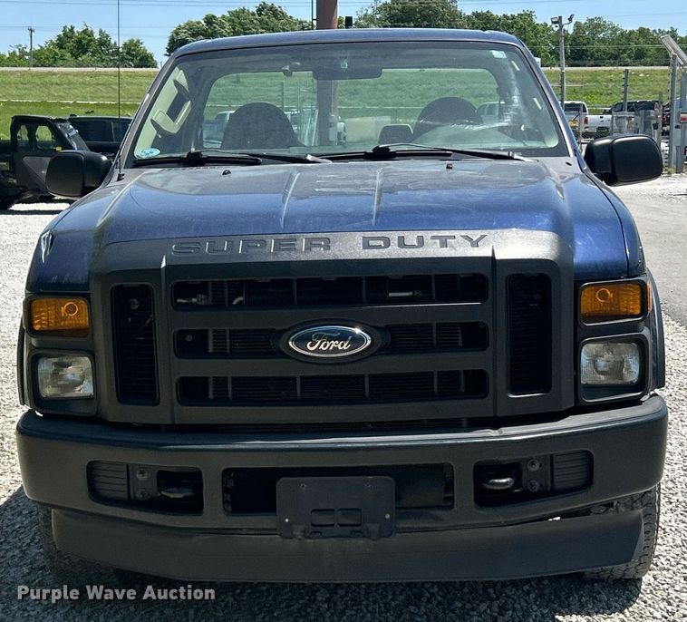 image for item EK8098 2008 Ford F250 Super Duty XL pickup truck