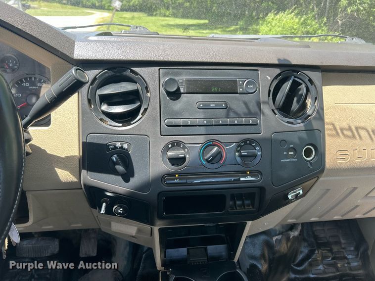 image for item EK8098 2008 Ford F250 Super Duty XL pickup truck