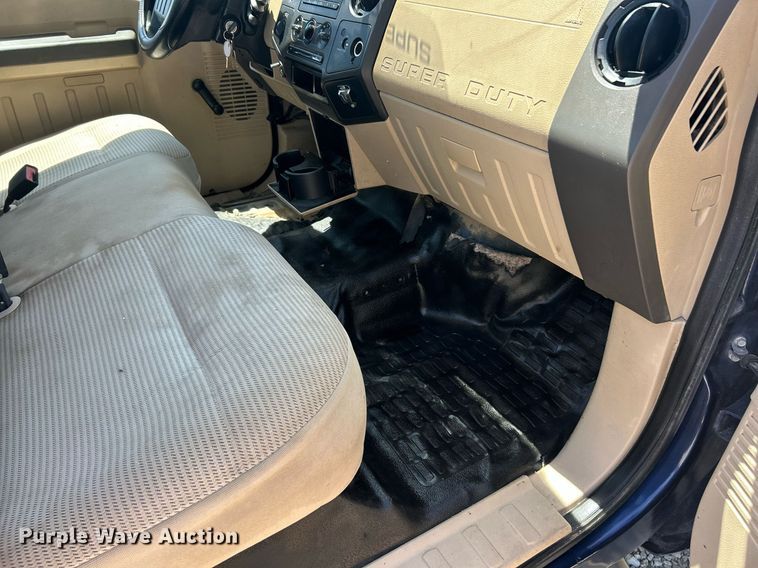 image for item EK8098 2008 Ford F250 Super Duty XL pickup truck