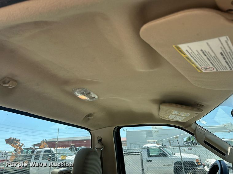 image for item EK8098 2008 Ford F250 Super Duty XL pickup truck