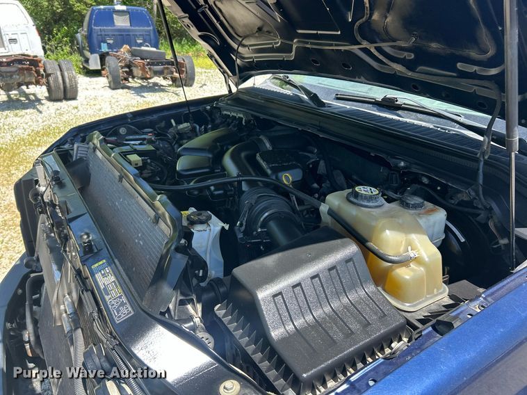 image for item EK8098 2008 Ford F250 Super Duty XL pickup truck