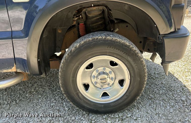 image for item EK8098 2008 Ford F250 Super Duty XL pickup truck