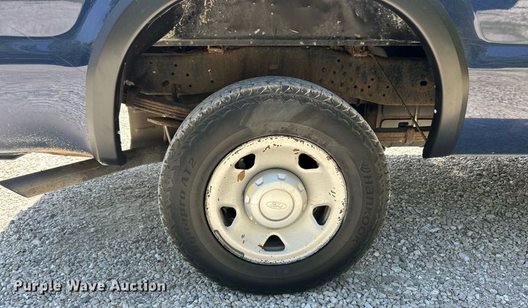 image for item EK8098 2008 Ford F250 Super Duty XL pickup truck