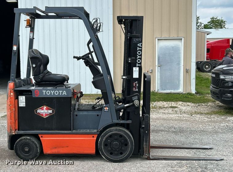 image for item EK8119 Toyota 8FBCU25 forklift
