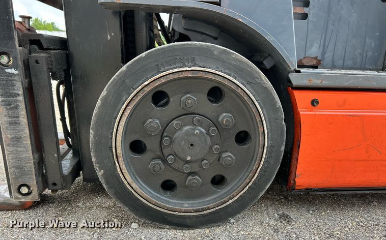 image for item EK8119 Toyota 8FBCU25 forklift