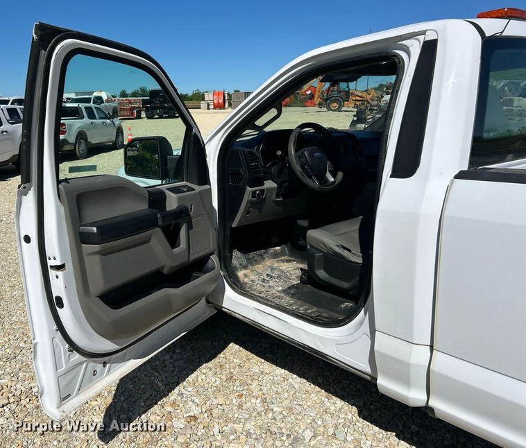 image for item EK8128 2017 Ford F150 XL pickup truck