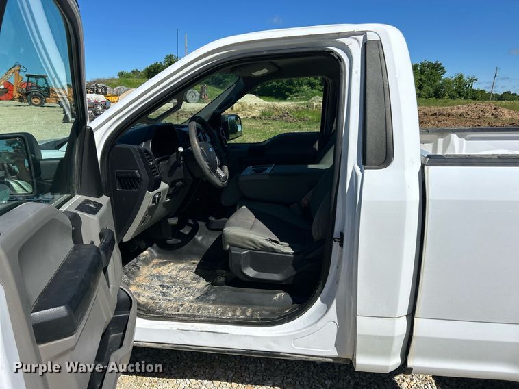 image for item EK8128 2017 Ford F150 XL pickup truck