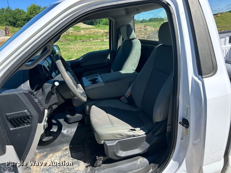 image for item EK8128 2017 Ford F150 XL pickup truck