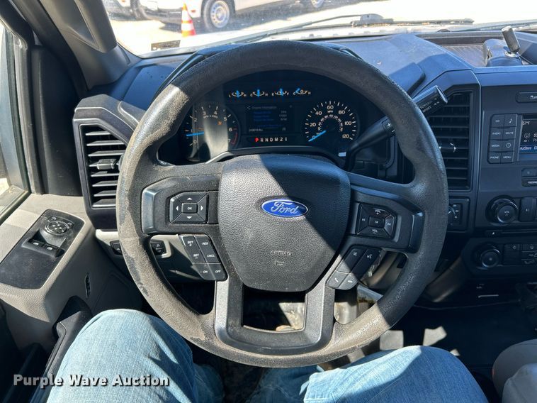 image for item EK8128 2017 Ford F150 XL pickup truck