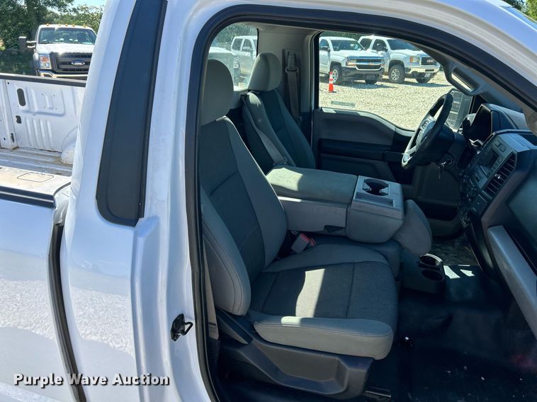 image for item EK8128 2017 Ford F150 XL pickup truck