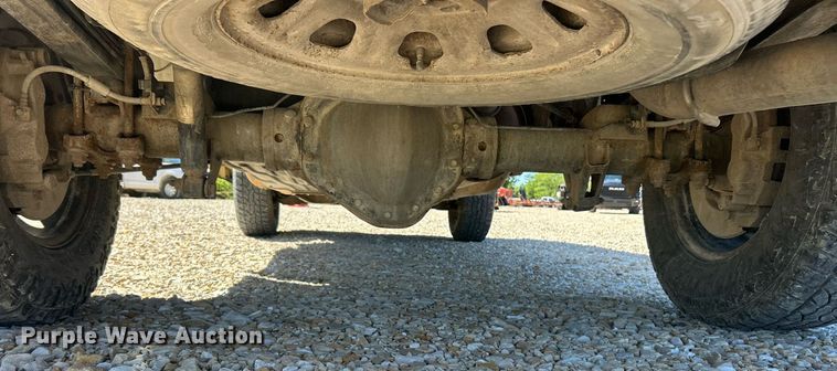 image for item EK8129 2013 GMC Sierra 2500HD Crew Cab pickup truck