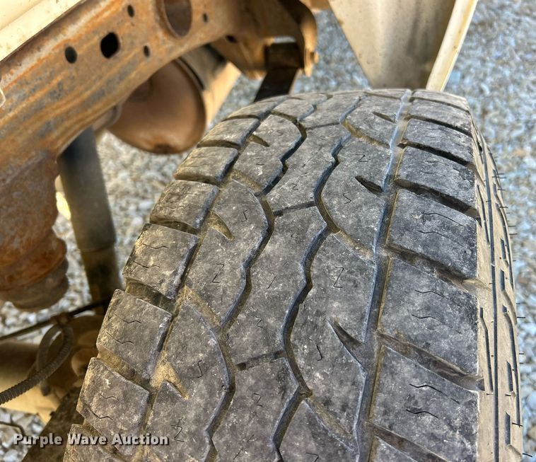 image for item EK8129 2013 GMC Sierra 2500HD Crew Cab pickup truck