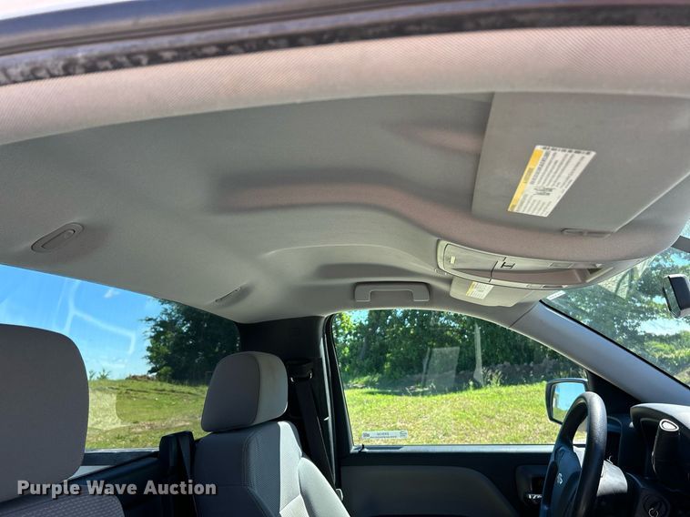 image for item EK8130 2018 Chevrolet Silverado 1500 pickup truck