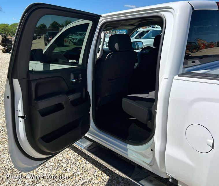 image for item EK8131 2017 Chevrolet Silverado 1500 LT Crew Cab pickup truck