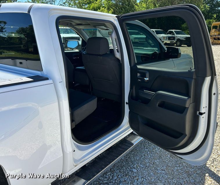 image for item EK8131 2017 Chevrolet Silverado 1500 LT Crew Cab pickup truck