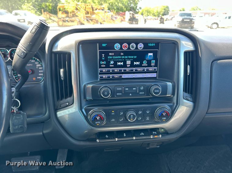 image for item EK8131 2017 Chevrolet Silverado 1500 LT Crew Cab pickup truck