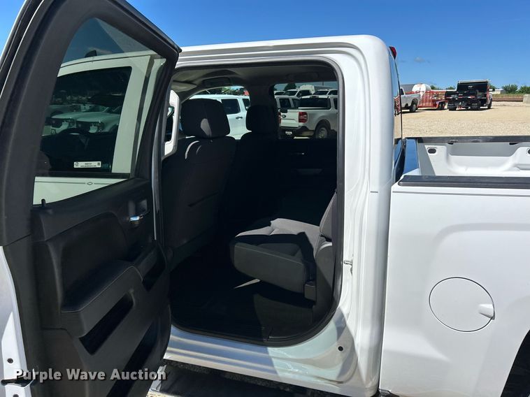 image for item EK8131 2017 Chevrolet Silverado 1500 LT Crew Cab pickup truck