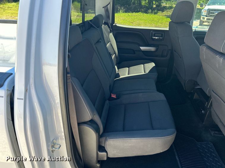 image for item EK8131 2017 Chevrolet Silverado 1500 LT Crew Cab pickup truck