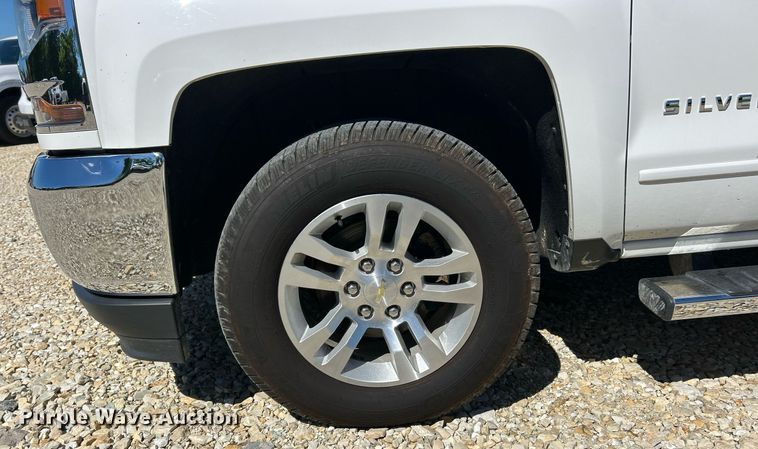 image for item EK8131 2017 Chevrolet Silverado 1500 LT Crew Cab pickup truck