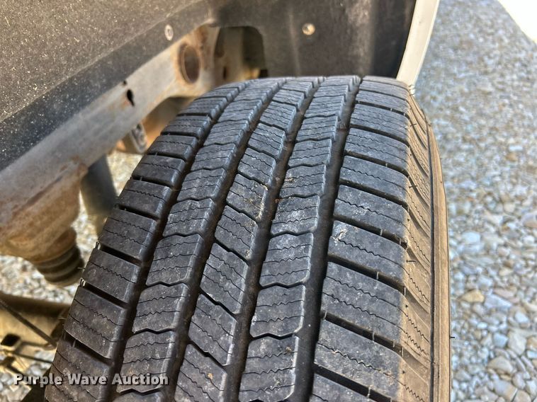 image for item EK8131 2017 Chevrolet Silverado 1500 LT Crew Cab pickup truck