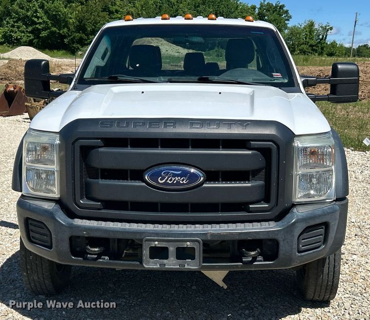 image for item EK8132 2015 Ford F550 Super Duty XL Crew Cab truck cab and chassis