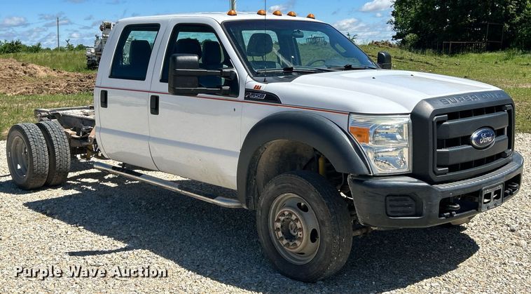image for item EK8132 2015 Ford F550 Super Duty XL Crew Cab truck cab and chassis