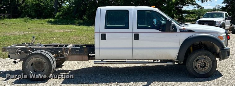 image for item EK8132 2015 Ford F550 Super Duty XL Crew Cab truck cab and chassis