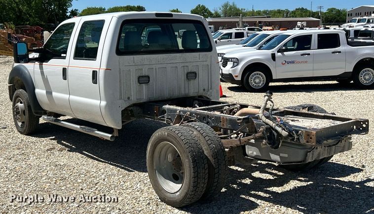 image for item EK8132 2015 Ford F550 Super Duty XL Crew Cab truck cab and chassis